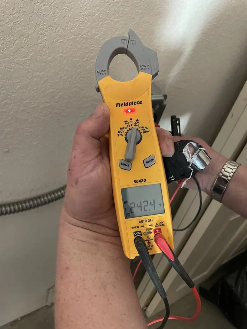 Voltage testing with clamp meter during Aluminum Wiring Replacement in Hardeeville